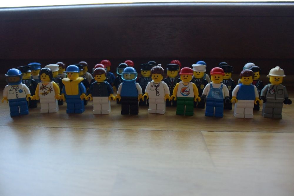 LEGO CITY Oryginalna Figurka Mieszkaniec Miasta Rarytas Kolekcjonerski