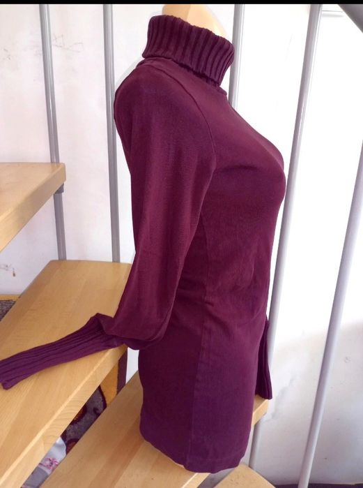 Sweter długi fioletowy z golfem Lindex