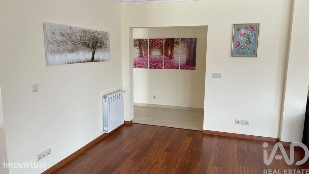 Casa / Villa T3 em Refóios do Lima de 185,00 m2