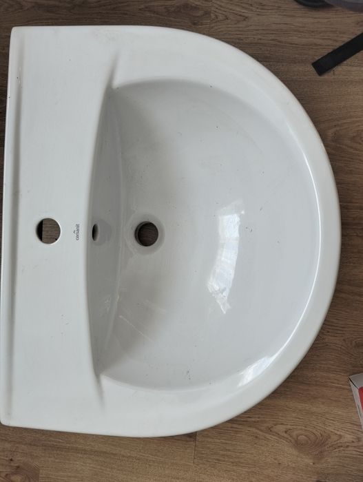 Умивальник 60*49 білий