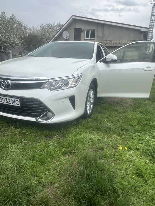 Продаи Toyota Camry