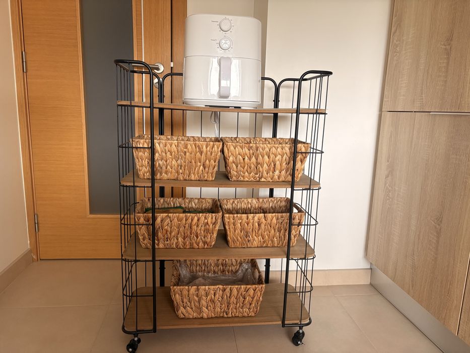 Carro de apoio como novo