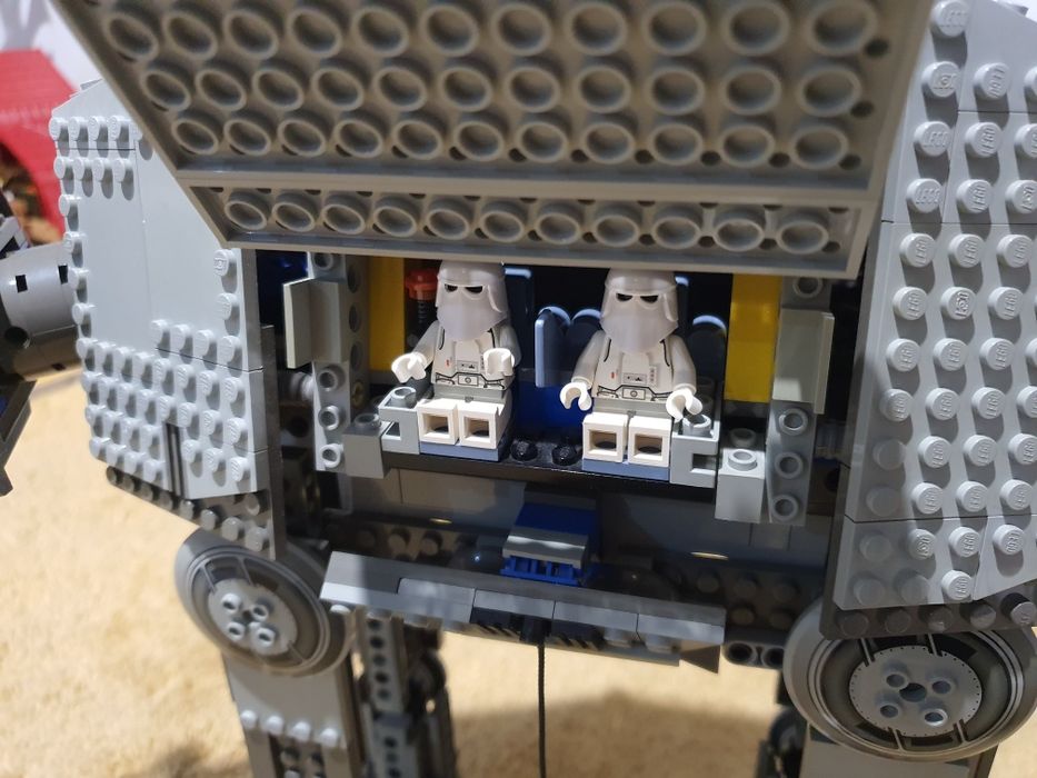 Lego Star Wars 4483 At-At Black Box z instrukcją