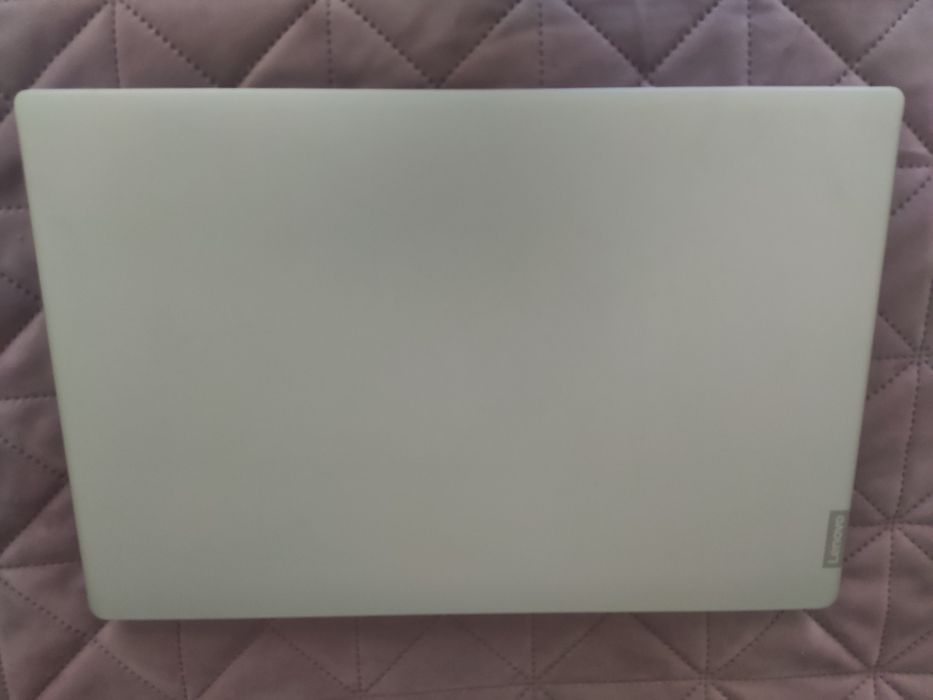 Lenovo ideapad 330S-15ARR