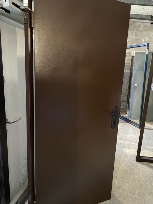 Двері Львів Склад Офіс Вхідні Підвал