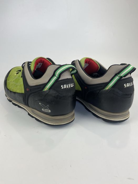 Трекінгові кросівки Salewa 46 розмір