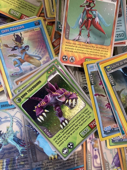 +130 Cartas Invizimals Panini