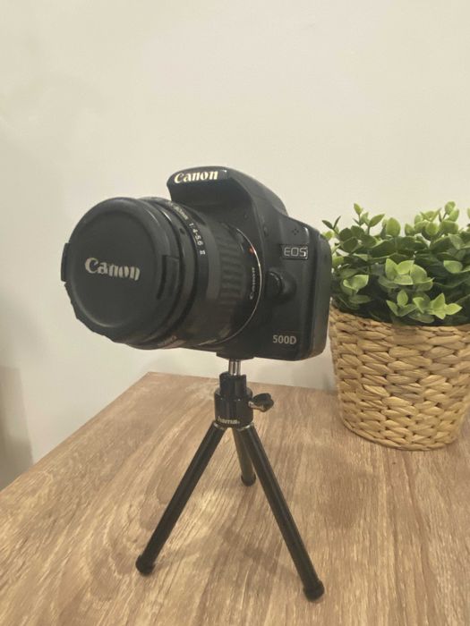 Canon EOS 50D + Objetiva 35–80mm
