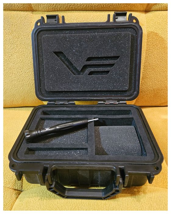 Vostok Europe DryBox klasyczny + śrubokręt
