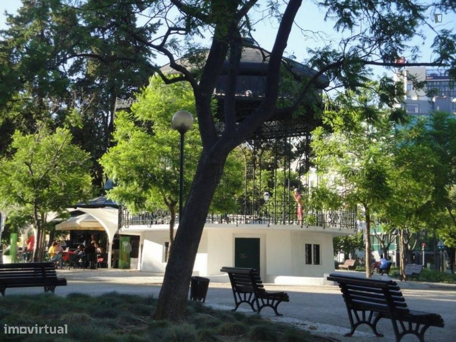 Quarto - localizado em Picoas Lisbon