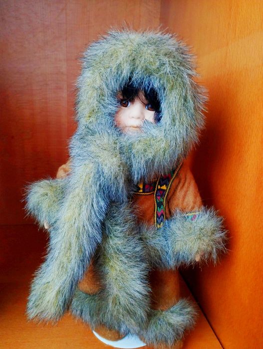 Bonecos em Porcelana - Casal de Esquimós