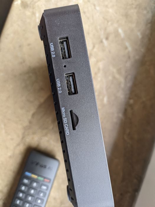 TV SMART 4K BOX - AndroidTV 11, dekoder DVBT2 HEVC, kodek AV1