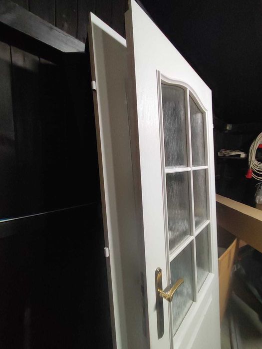 Sprzedam drzwi wewnetrzne białe