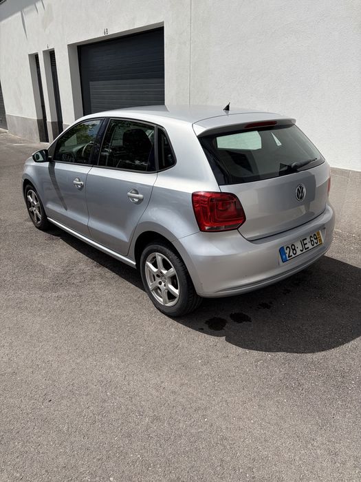 VW Polo 1.2 Comfortline 2010 | 140.000 km | Económico e Fiável