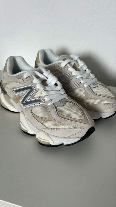 New Balance 9060 Bege