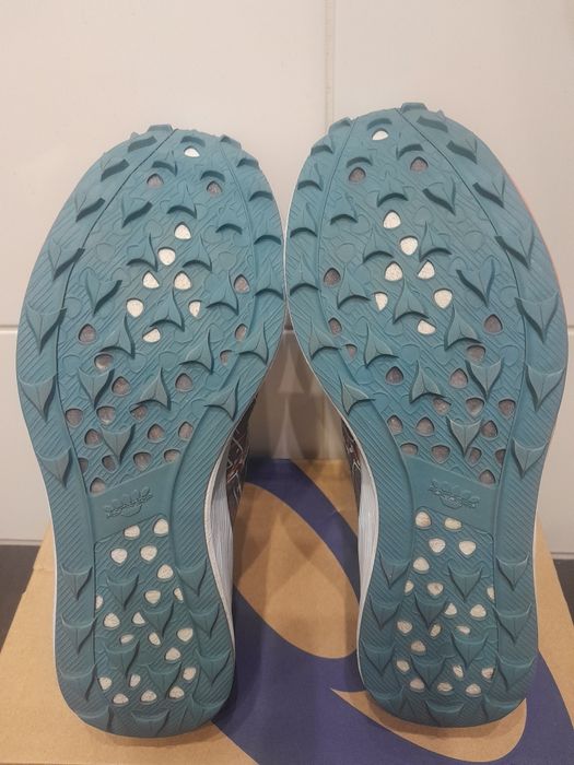 Buty biegowe Asics Fujispeed  - terenowe