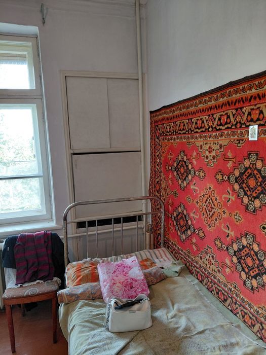 2к.комуналка.Ул.Адмиральская,11000т