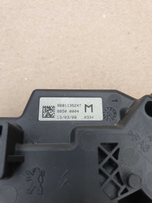 Przełącznik zmiany biegów Citroen C4 Picasso I 96811352XT Stan Idealny demontaż