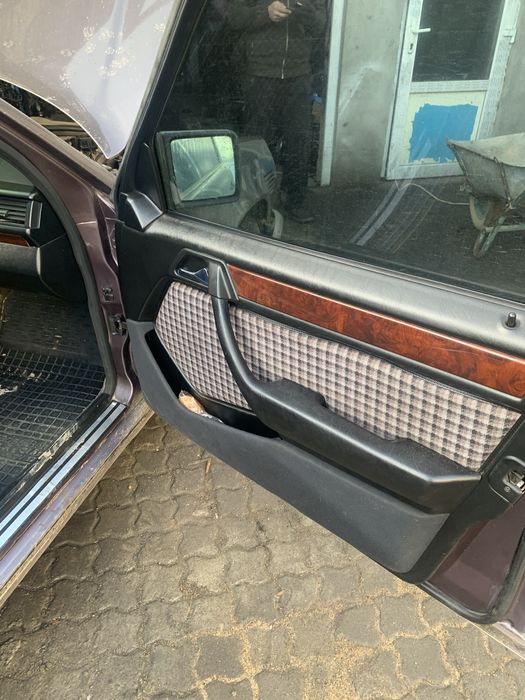 Мерседес е124 разборка: 2 000 $ - Mercedes-Benz Латівка на Olx