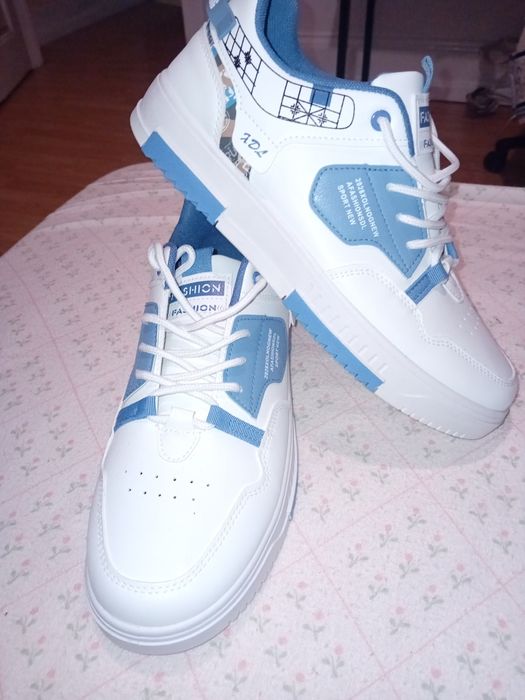 Sapato novo da fashion