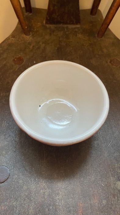 Tigela Com Detalhes Rosa