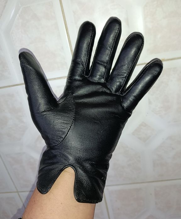 Кожаные перчатки Avenue