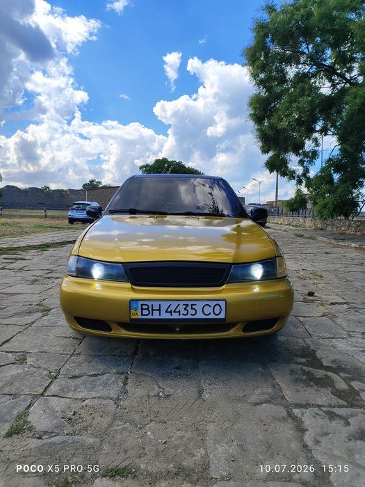 Daewoo Nexia  об'єм двигуна 1.5