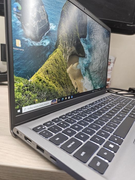 Dell Vostro 3530 i7-1355U/24Gb DDR4/SSD 512Gb/15.6" IPS (2024год)