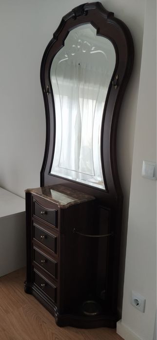 Móvel Bengaleiro com espelho