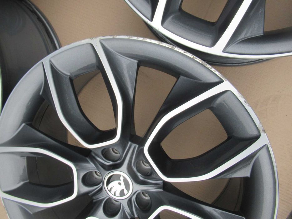 Alufelgi 4szt R19 SKODA YETI,Octavia 2,3,4,SUPER B,Kodiaq,Karoq,VW,AUDI,SEAT  4605