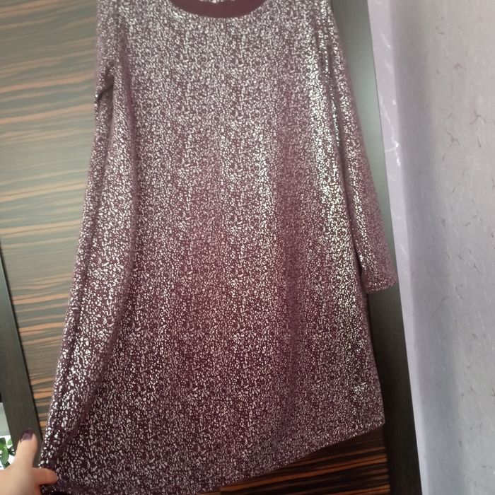 Продам.  Сукня - цукерочка.