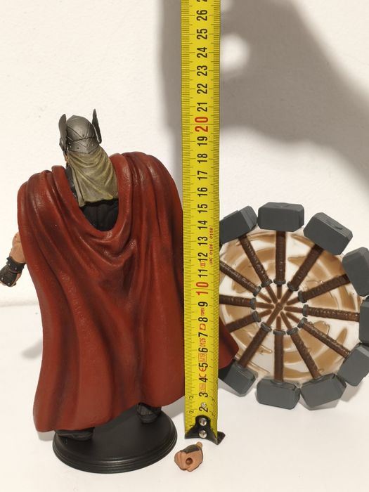 figurka Thor Marvel Select Avengers Marvel Legends toys