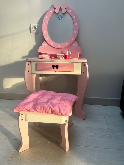 Туалетний столик дерев’яний playtive трюмо