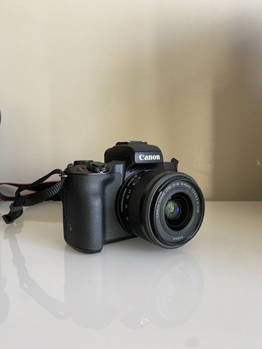 CANON M50  - Como Nova