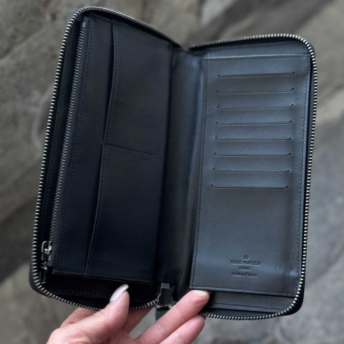Мужские брендовые кошельки  Louis Vuitton SALE