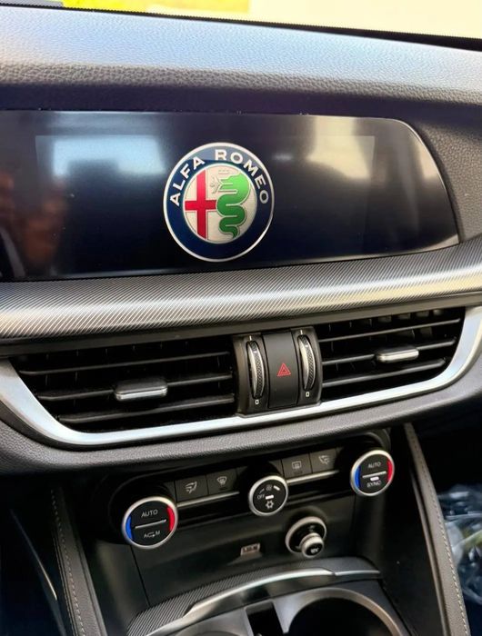 TROCO OU ACEITO RETOMA ,NACIONAL,104.000 KM,Alfa romeu Stelvio 2.2 D AT8 super ,estado impecável
