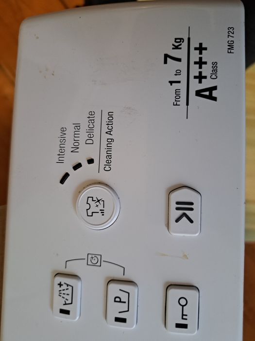 Maquina lavar roupa Ariston Hotspot em peças