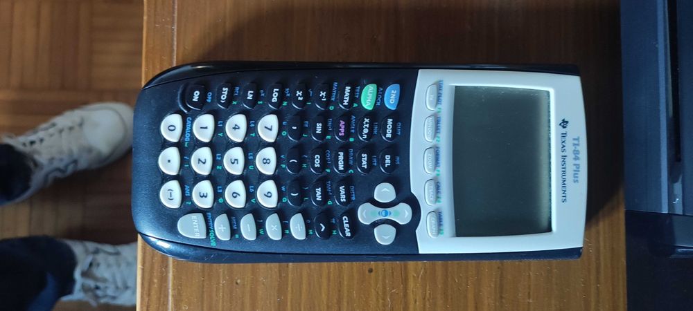 Calculadora gráfica Ti-84 plus Usada em Muito bom estado