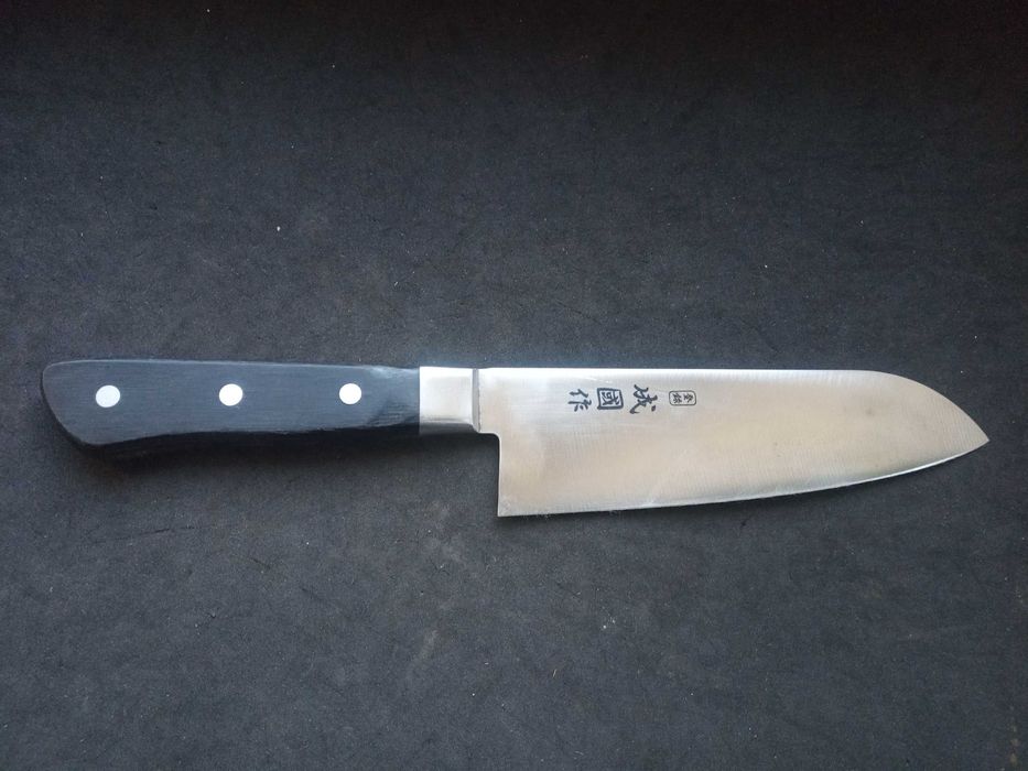 Nóż japoński 成國作 Narukoku santoku