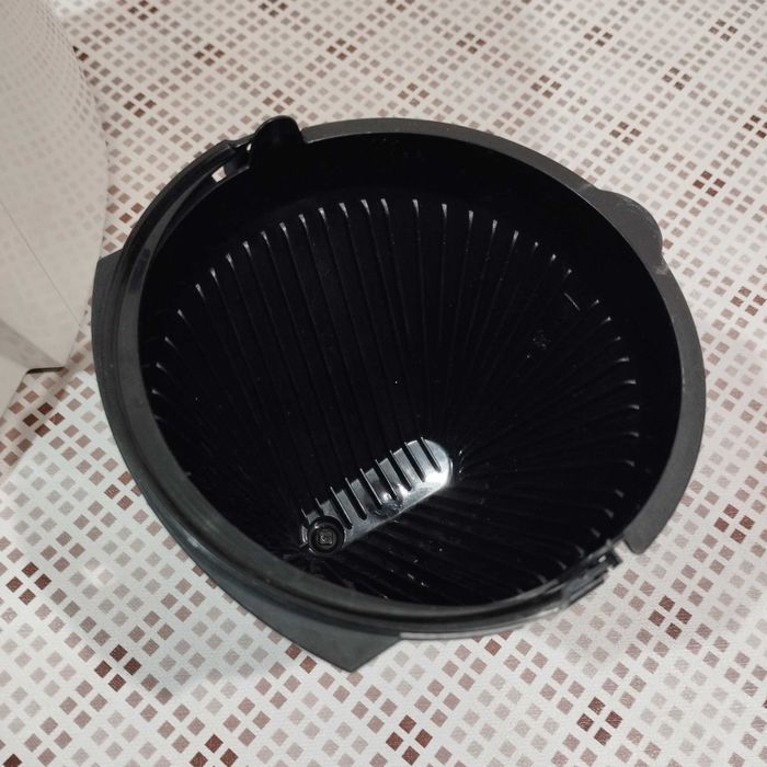 Капельная кофеварка BRAUN