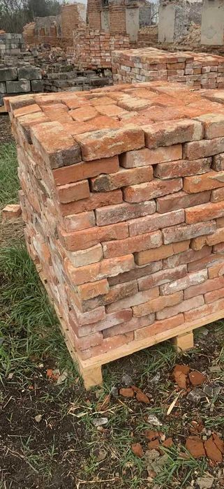 Красный кирпич бу,белый бу