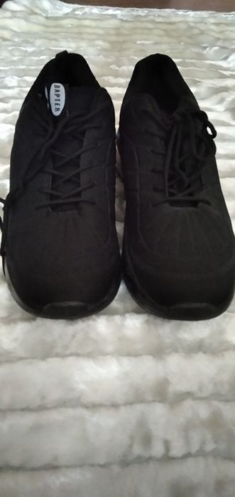 Buty rozmiar 40 s