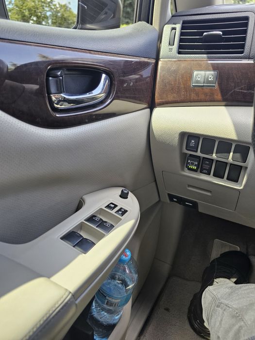 Продам Nissan Quest