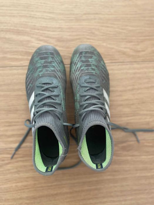 Chuteiras Adidas Predator 19.1 relvado sintético/natural