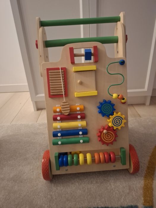 Pchacz do nauki chodzenia