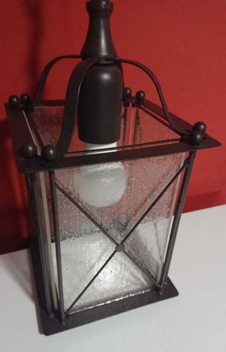 Candeeiro rústico, em metal (castanho)