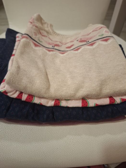 Roupa de menina  entre 6 meses e 6 anos