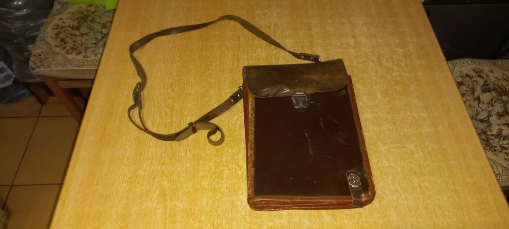 Шкіряний  офіцерський планшет , гарний стан.