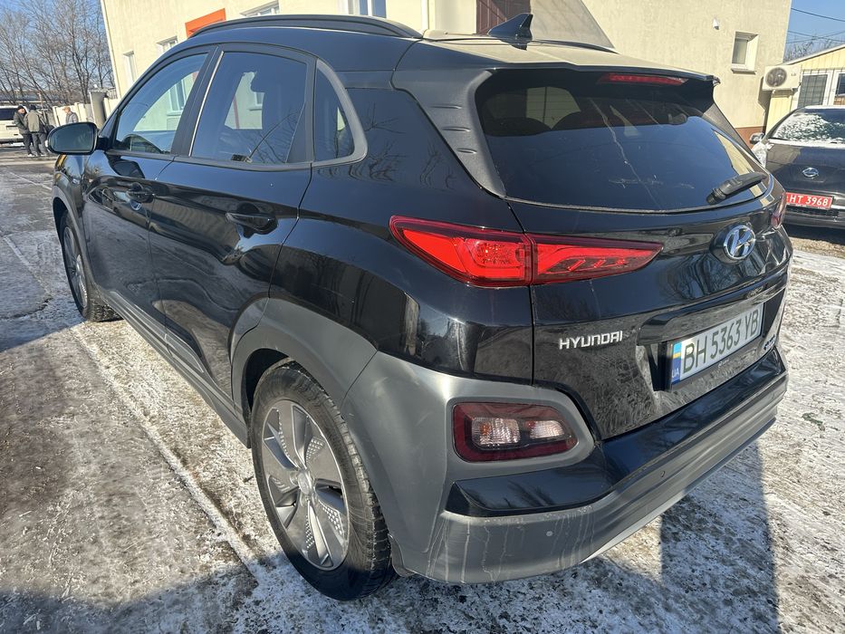 Продам Hyundai Kona Electric