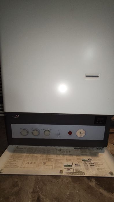 Placa eletrónica de caldeira Chaffoteaux Niagara 28 CF